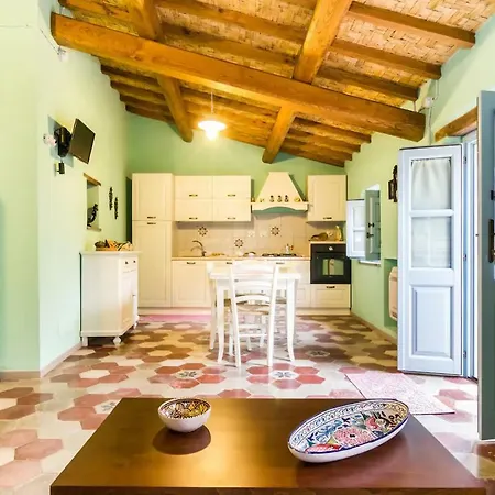 Holiday home Antica Dimora Del Melograno *