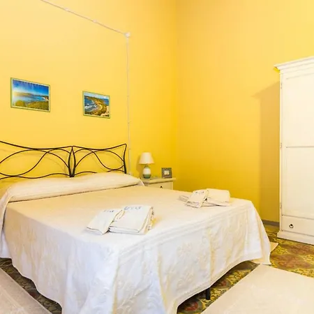 Holiday home Antica Dimora Del Melograno